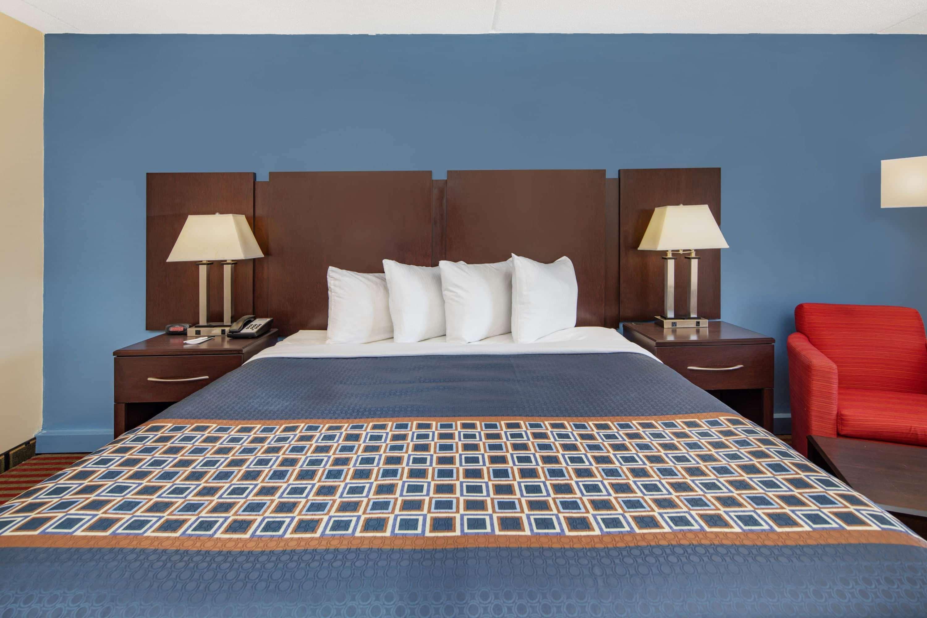 Travelodge By Wyndham Savannah Area/Richmond Hill Bagian luar foto