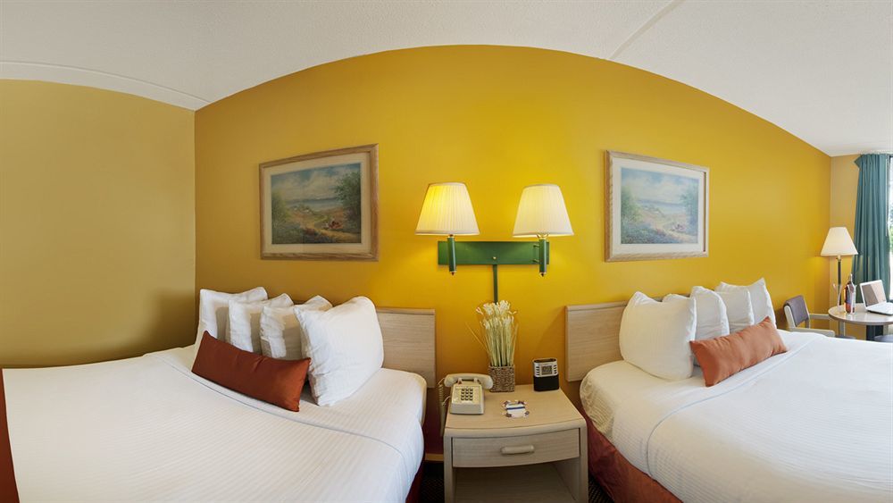 Travelodge By Wyndham Savannah Area/Richmond Hill Bagian luar foto