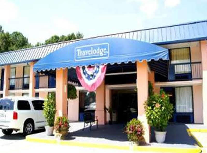 Travelodge By Wyndham Savannah Area/Richmond Hill Bagian luar foto